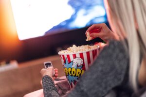 Familie kijkt IPTV Nederland on-demand